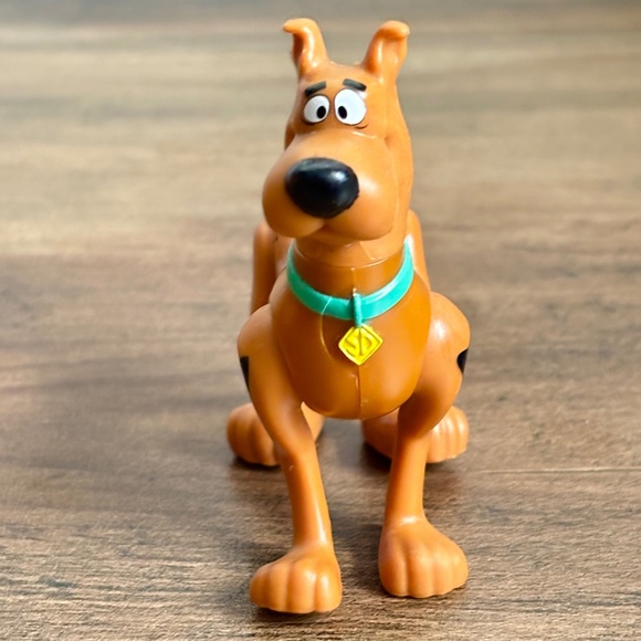 SCOOBY DOO Dog Adventures Imaginext  Toy Figure Haunted Ghost Town Cake Topper - Picture 2 of 9